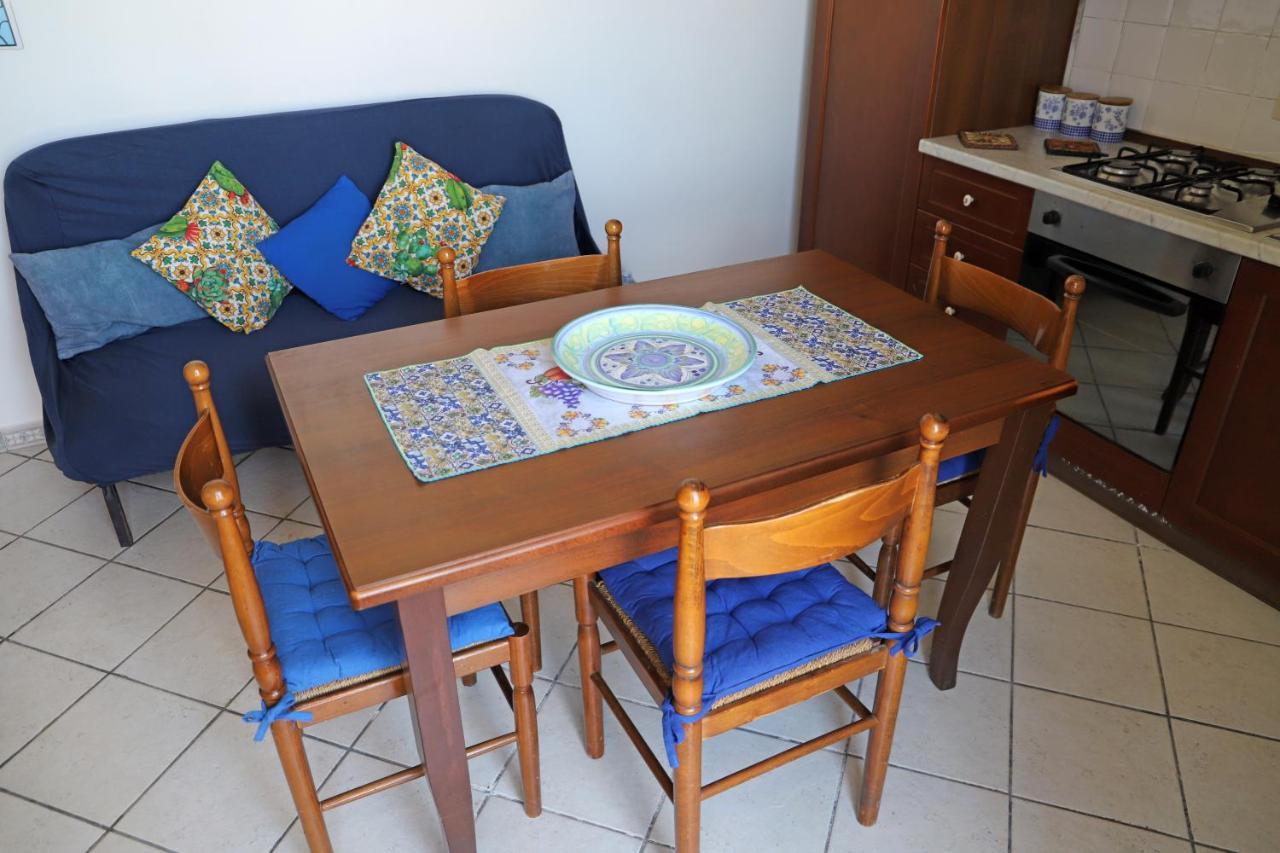 Villa Casa Vacanze Lorenzo à Malfa  Extérieur photo